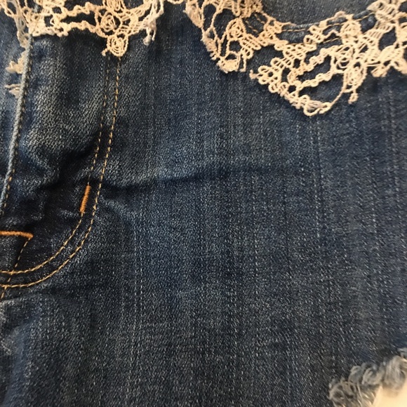 American Eagle Hi Rise Festival Shorts - Picture 8 of 8